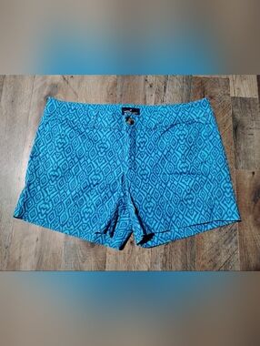 American Eagle Outfitters Turquoise Blue Geometric Print Shorts Women's Size: 10